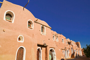 Ksar Ouled Debbab,governatorato di Tataouine, Tunisia, resti del tipico villaggio fortificato...