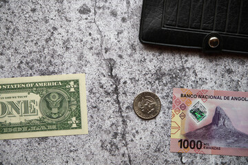 American Dollar and Angolan Kwanza