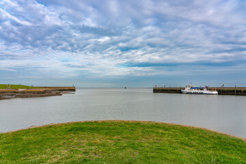 Hafeneinfahrt an der Schleuseninsel in Wilhelmshaven