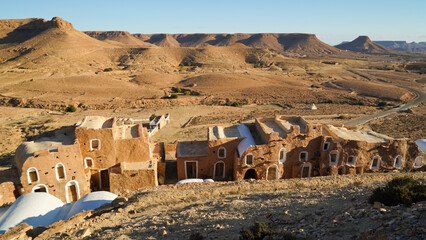 Ksar Douiret,governatorato di Tataouine, Tunisia, resti del tipico villaggio fortificato Berbero...