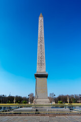 Obélisque de la place de la Concorde à Paris, France. L'obélisque, provenant du temple d’Amon de Louxor, en Égypte, a été érigé au centre de la place de la Concorde en 1838 