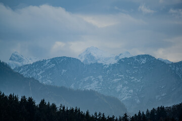 Die Alpen im Rupertiwinkel bei Ainring, Oberbayern