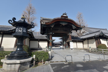 東本願寺　阿弥陀堂門　京都市下京区