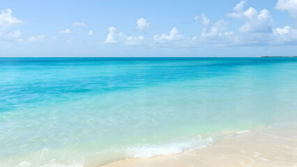 Tropical Waters – A smooth transition from deep teal to crystal-clear aqua, representing tropical beaches.