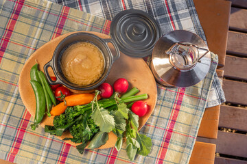 バーニャカウダ　イタリアのグルメ　Bagna cauda Italian gourmet