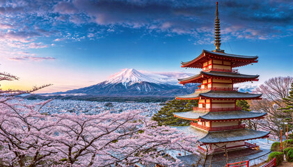 富士山と桜と五重塔