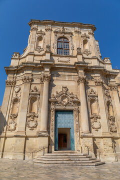 Exub&eacute;rante fa&ccedil;ade de la Chiesa di Santa Chiara, &agrave; Lecce, dans les Pouilles, Italie