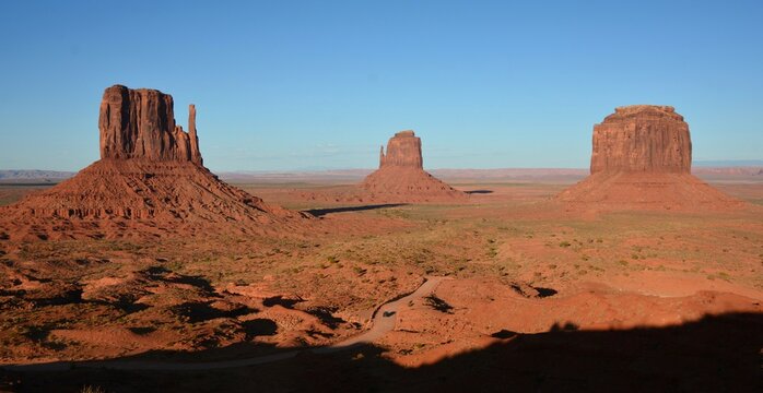 Majestic sandstone formations and scenic beauty of Monument Valley, a Navajo Nation Park spanning across Utah and Arizona is world famous. 