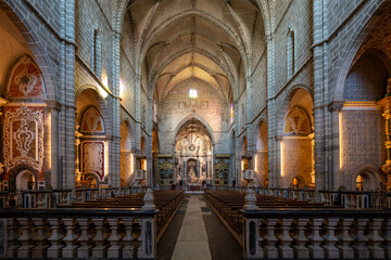 Obraz premium St Francis Church - Evora, Portugal