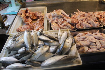 A fresh market is a lively and vibrant marketplace where vendors sell a wide variety of fresh and locally sourced produce, including fruits, vegetables, seafood, meat, dairy products, herbs, 