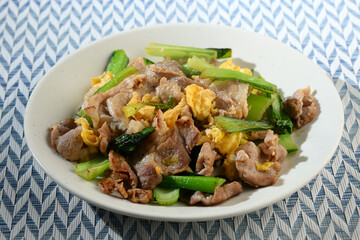 豚肉と小松菜の中華風卵炒め