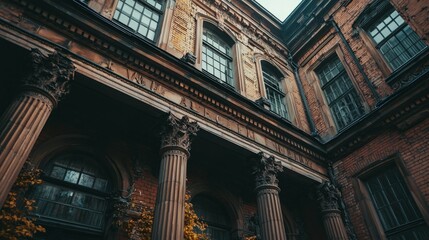 Obraz premium Architectural Details of an Abandoned Historic Building Exterior