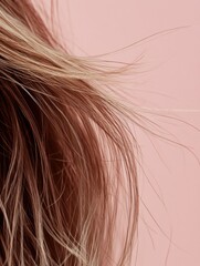 Naklejka premium Frayed hair tips showcasing split ends against a soft pastel background with empty space for additional text or graphics. Generative AI