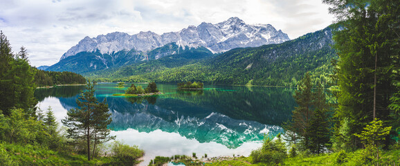 Eibseepanorama Mit Zugspitze  
