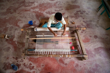 Tussar Silk Production in Bihar – Traditional Sericulture, Cocoon Harvesting, Handloom Weaving &...