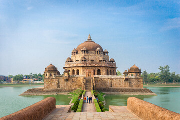 Historic Sher Shah Suri Tomb in Sasaram, Bihar, showcasing impressive Indo-Islamic architecture and rich heritage of the 16th century ruler.