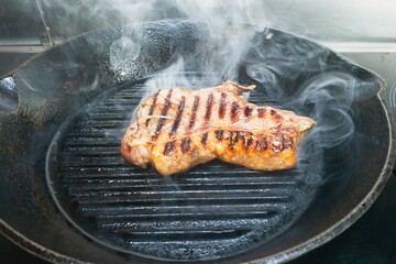A collection of pictures demonstrating how to fry sirloin steak in a cast iron skillet.
