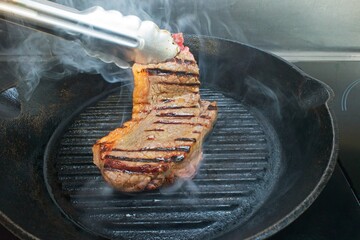 A collection of images depicting the process of frying sirloin steak in a cast iron skillet.