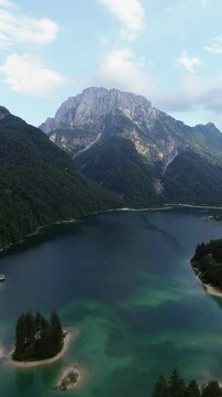 video con drone di Lago del Predil Dolomiti Italia europa
