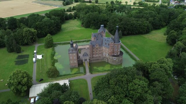 Drohne video von schloss merode Deutschland europa