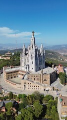 foto de drone de Temple Expiatori del Sagrat Cor Barcelona Espa&ntilde;a europa