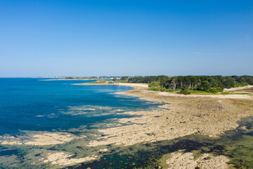 Fototapeta premium Trehennarvour cove in Saint-Philibert in Europe, France, Brittany, Morbihan, Saint Philibert, in summer, on a sunny day.
