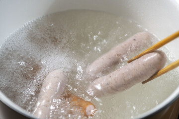 美味しいソーセージの調理