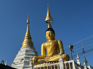 Fototapeta premium Wat Chiang Yeun Buddhist temple in Chiang Mai