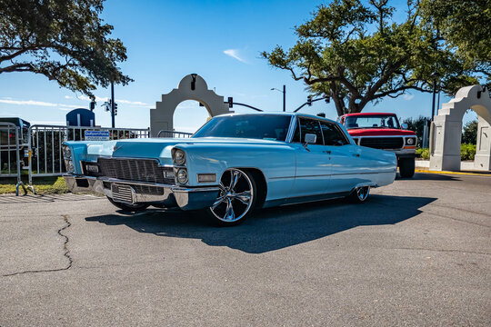1968 Cadillac Sedan DeVille