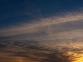 2月の夕暮れの空と雲40