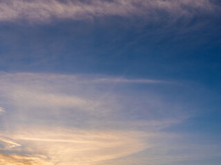 2月の夕暮れの空と雲51