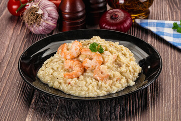 Gourmet risotto with prawn and cheese