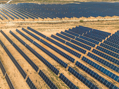 Sustainable energy facility in Teruel, Spain, with solar panels optimizing power production. Renewable technology shaping the future of energy.
