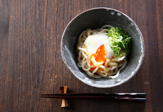 温泉たまごのせぶっかけうどん
