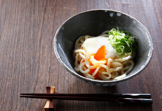 温泉たまごのせぶっかけうどん