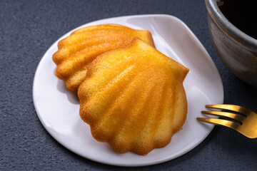 バターマドレーヌ