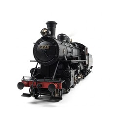 Fototapeta premium old steam locomotive isolated on white