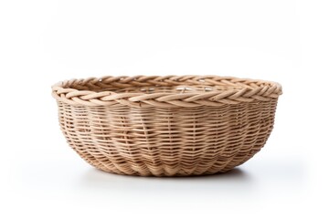 Obraz premium Wicker basket on blank background