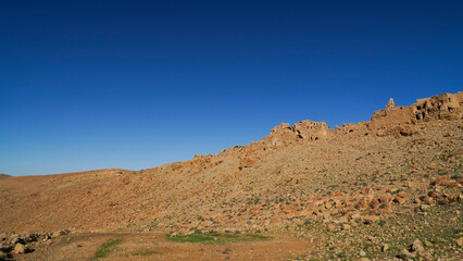 Ksar Jlalta,tipico villaggio fortificato Berbero composto da granai e abitazioni costruiti...