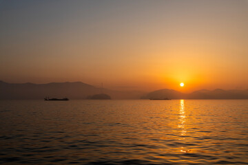 Naklejka premium sunrise on the sea