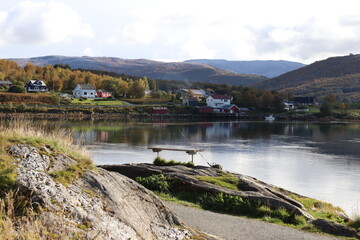 Obraz premium Fishing on a sunny autumn day