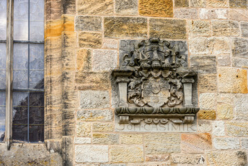 Ornament an alter Steinmauer der Coburger Veste