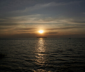 Obraz premium sunset over the sea