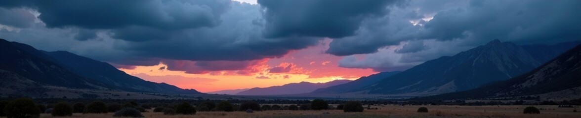 Obraz premium Dark grey clouds over Utah valley landscape at dusk, landscape, dark grey clouds