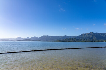 Obraz premium Kualoa Regional Park, Honolulu, Oahu, Hawaii. Windward Coast. Koʻolau Range / Koʻolau Volcano / Shield Volcano, Kaneohe Bay 