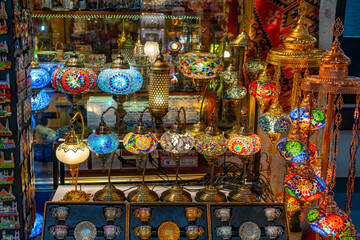 traditional turkish lanterns in the market 