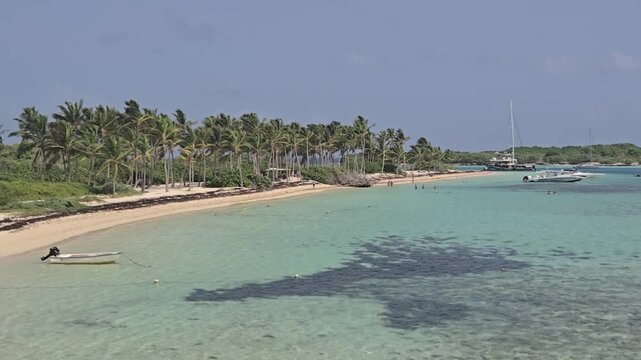 Plage paradisiaque 