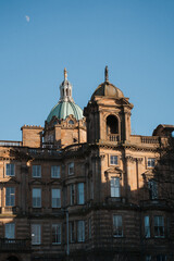 Fototapeta premium old buildings in Edinburgh town center 