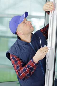 worker with different pvc window