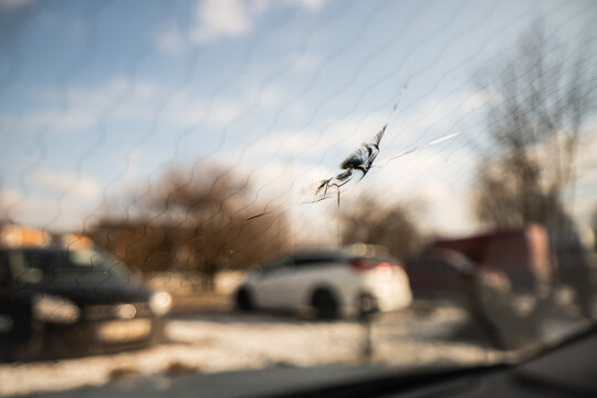 car windscreen damage - chip on heated glass